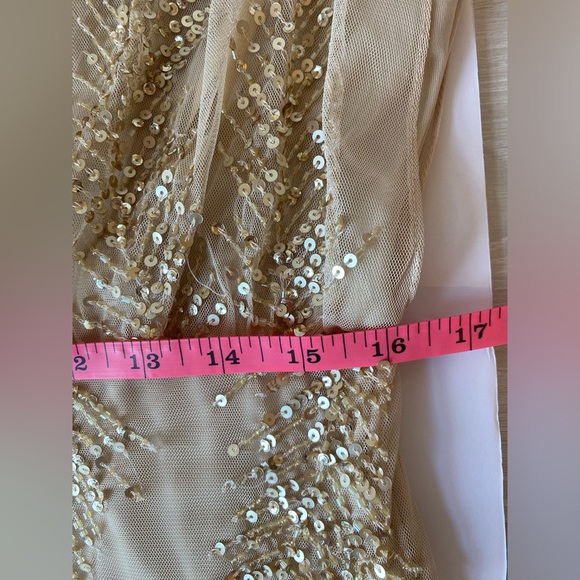 Aidan Mattox
Beaded Cap Sleeves Sheath Cocktail Dress size 10 - Picture 8 of 15